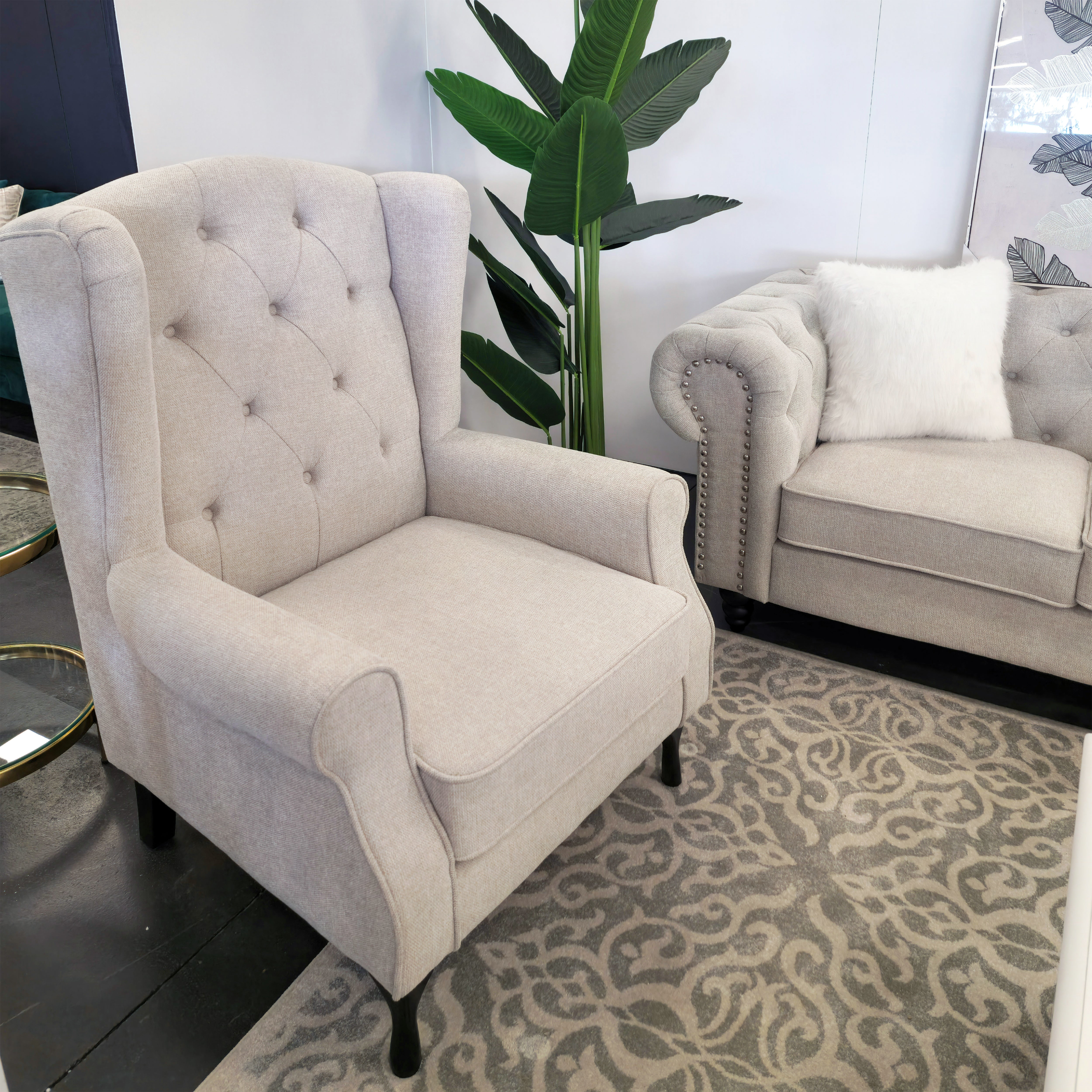 Elegant Collection Chesterfield Tufted Arm Chairs – Colours